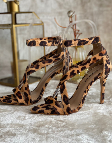 Sandália Rizza Campos